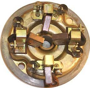 23337-10600 Datsun SPL311 1600 STARTER END PLATE